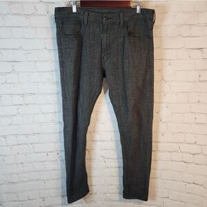 Men's Levi's 520 Taper fit jeans, size 34 X 32